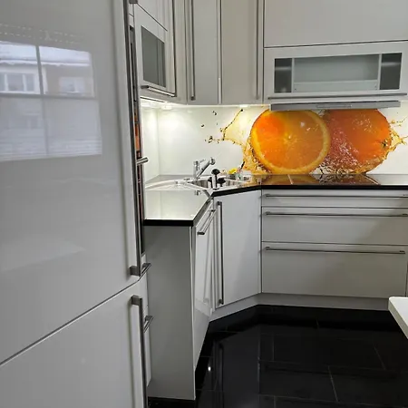 Modernes Ruhiges Bei Kassel - Ganzes Mit 4 Schlafzimmern, Sauna & Garten Casa de Férias