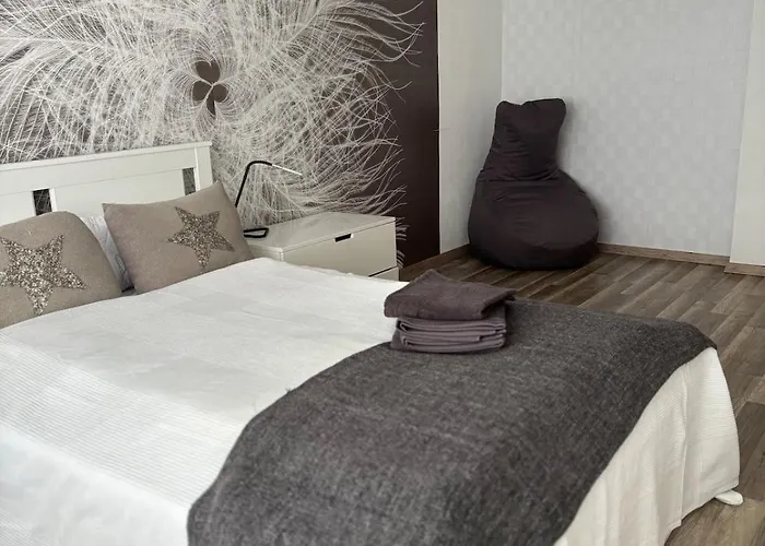 Modernes Ruhiges Landhaus Bei Kassel - Ganzes Ferienhaus Mit 4 Schlafzimmern, Sauna & Garten * Niedenstein