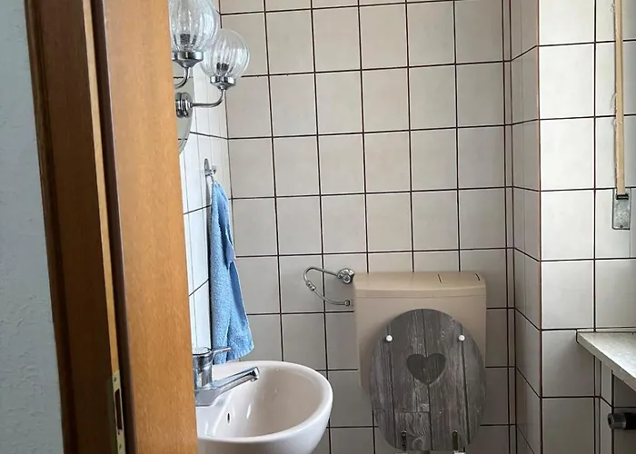 Modernes Ruhiges Landhaus Bei Kassel - Ganzes Ferienhaus Mit 4 Schlafzimmern, Sauna & Garten *